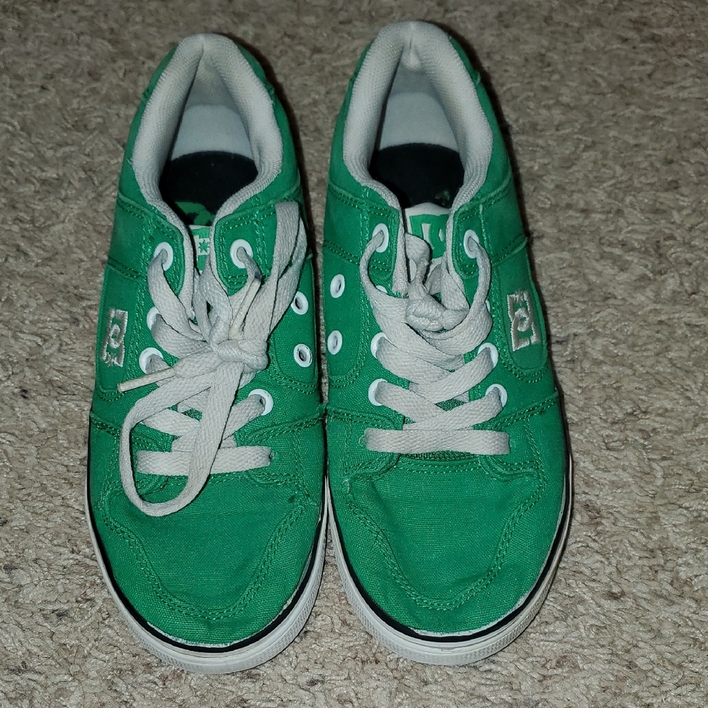 DC Kids Green and White Sneakers